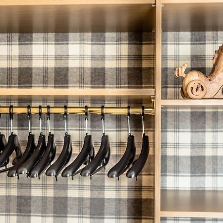 Hotel Comtes De Challant Albergo Etico Valle D'Aosta Фенис Экстерьер фото