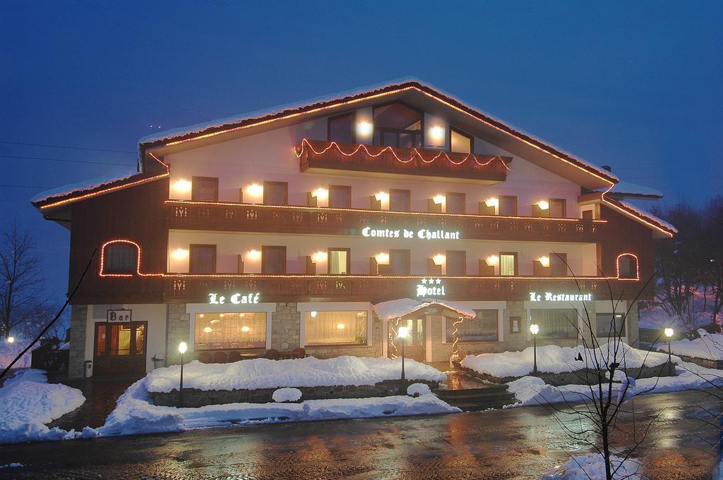 Hotel Comtes De Challant Albergo Etico Valle D'Aosta Фенис Экстерьер фото