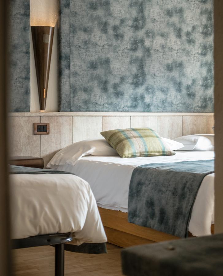 Hotel Comtes De Challant Albergo Etico Valle D'Aosta Фенис Экстерьер фото